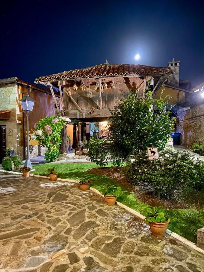 La Casina De La Arquera Villa Llanes Eksteriør bilde